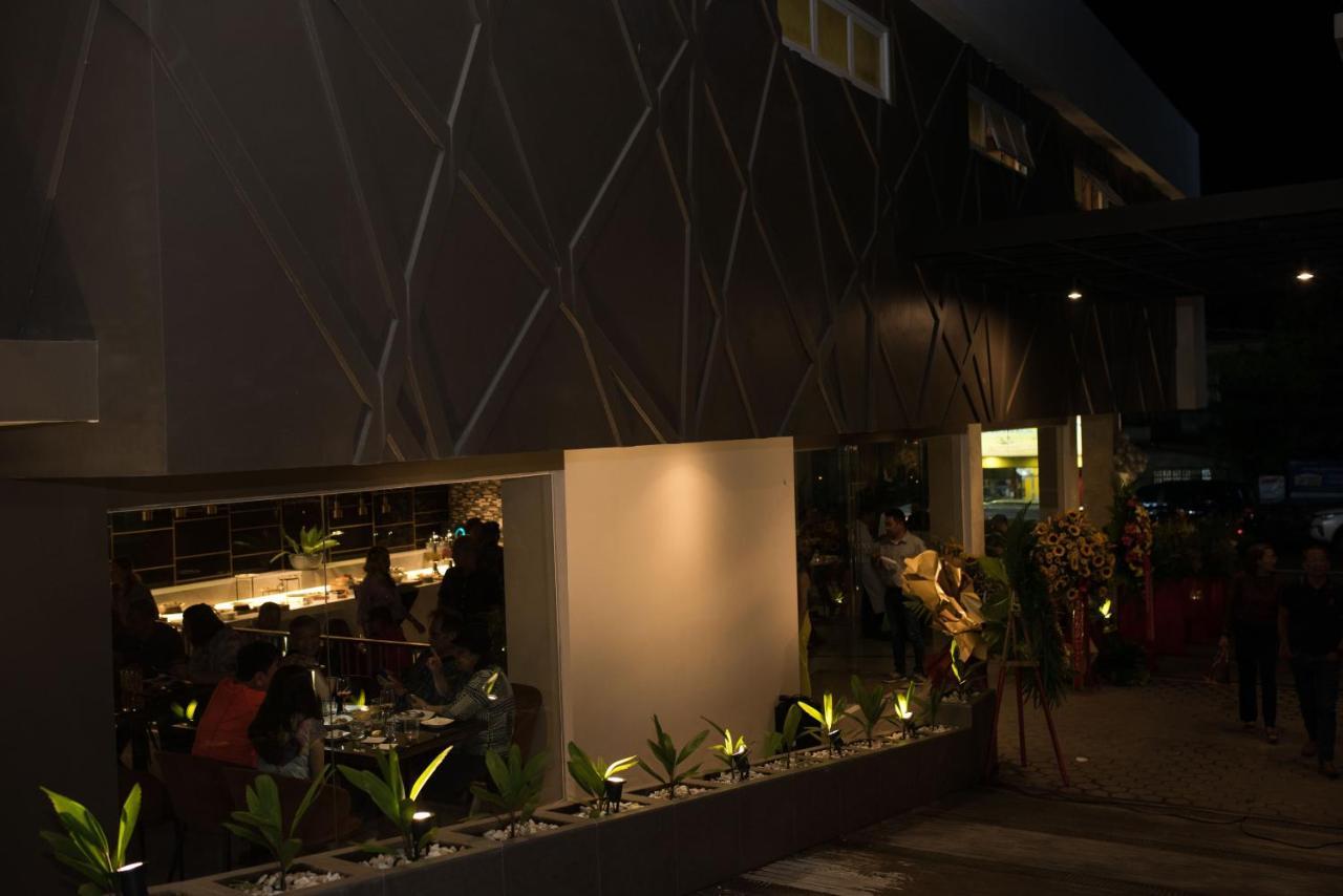 Hotel Areca Legazpi Ngoại thất bức ảnh